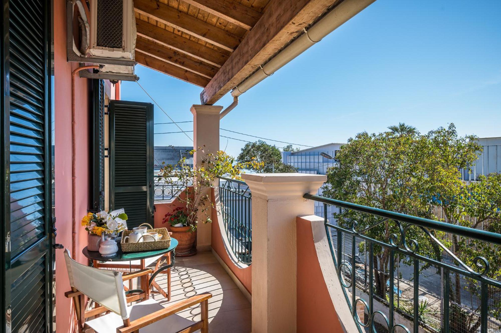 Seaside Ipsos Apartment By Konnect Luaran gambar